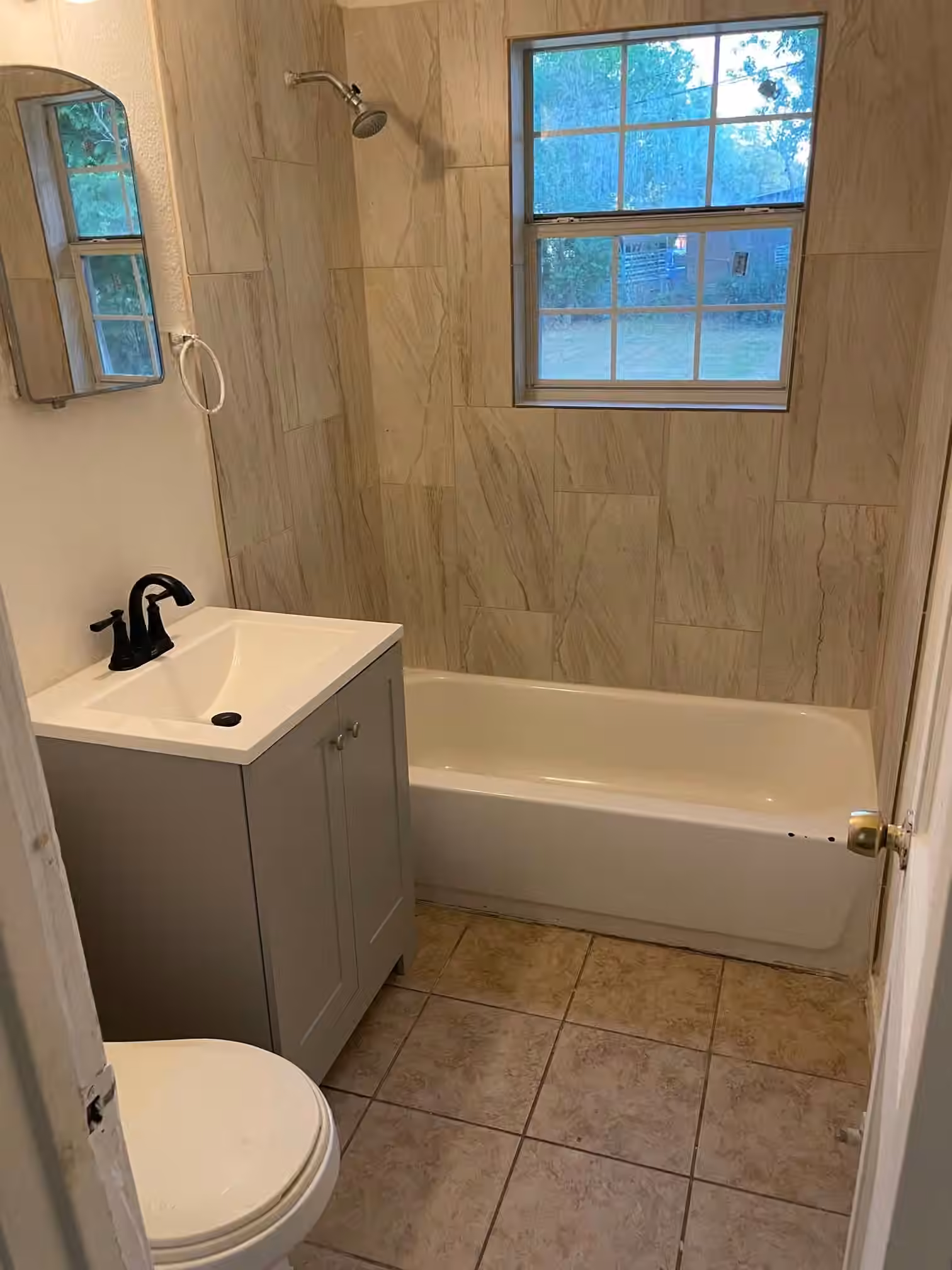 Photo 6 of 5225 Anzio Road, Houston, TX