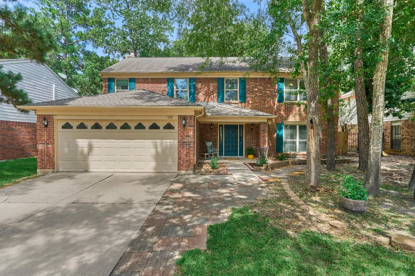 Photo of 100 W Rainbow Ridge Circle, The Woodlands, TX 77381