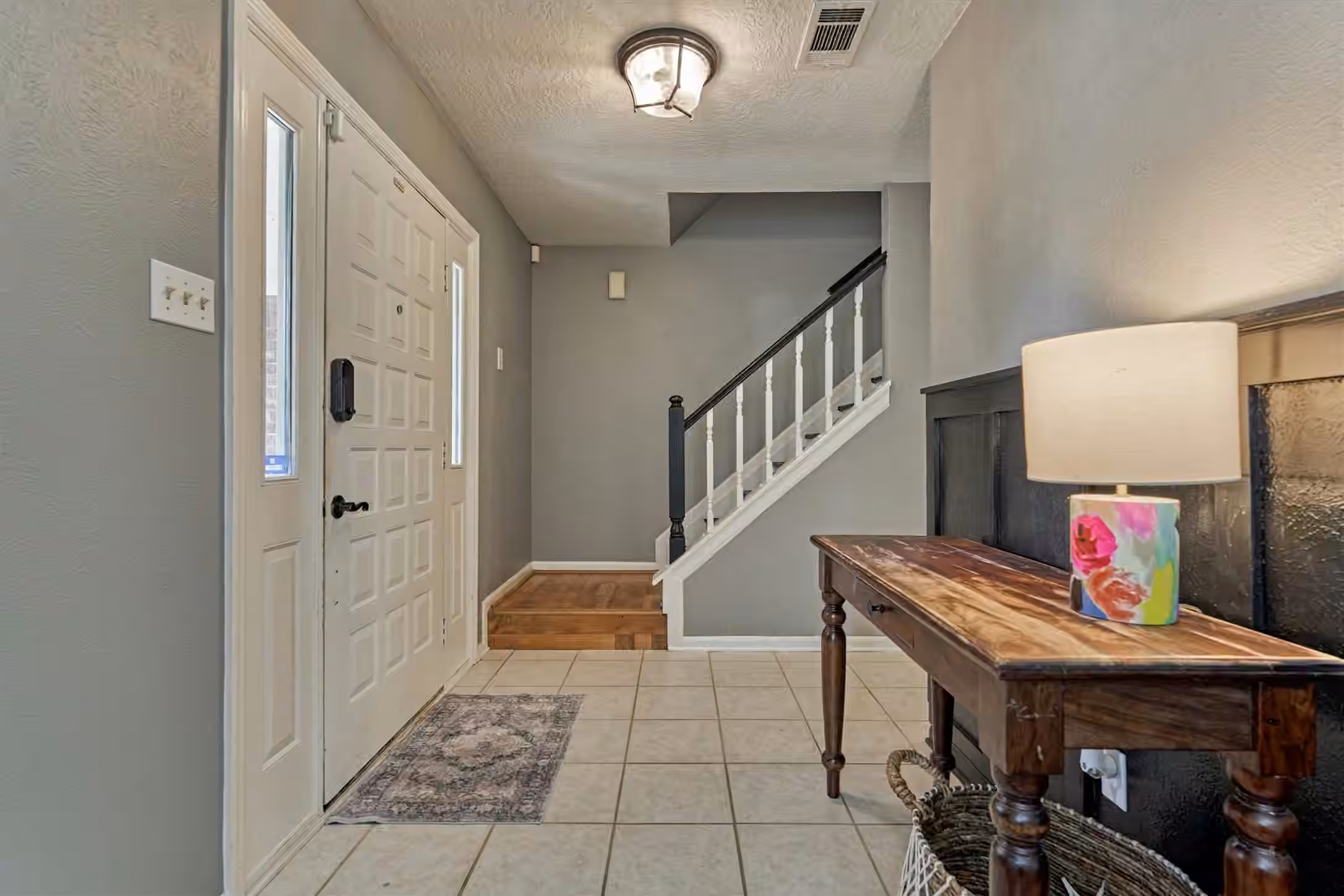 Photo 7 of 100 W Rainbow Ridge Circle, The Woodlands, TX