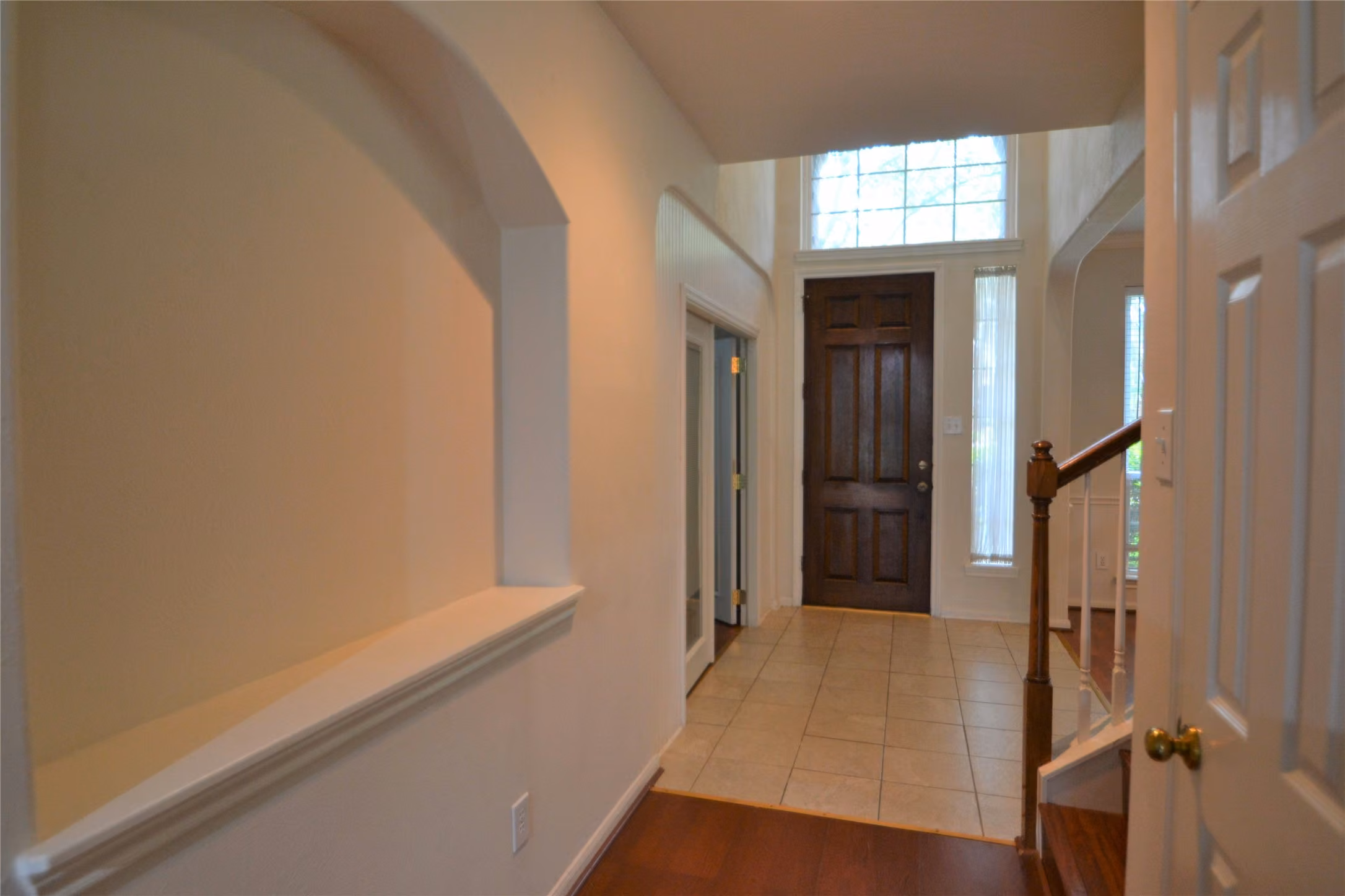 Photo 7 of 12110 LAUREL Court, Stafford, TX