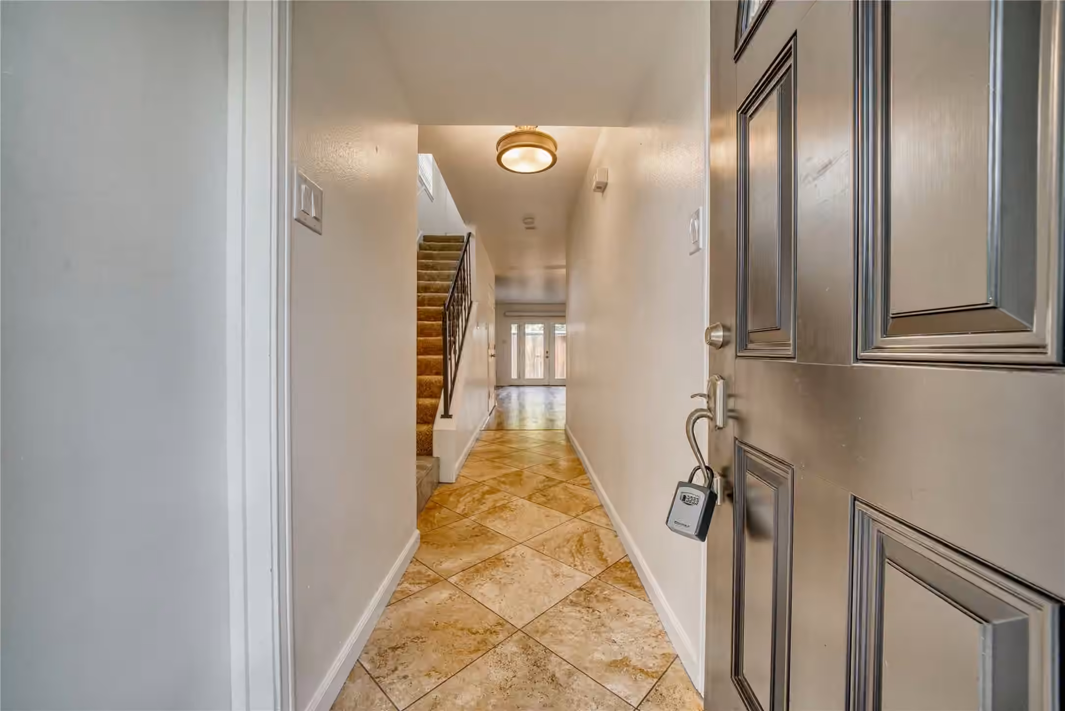 Photo 3 of 13376 Trail Hollow Drive 3376, Houston, TX