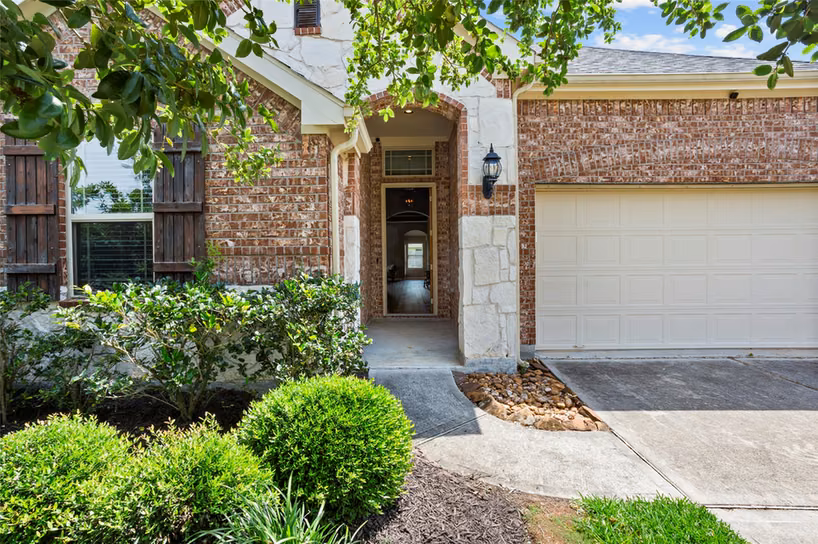 Photo 3 of 739 Mayhill Ridge Lane, League City, TX
