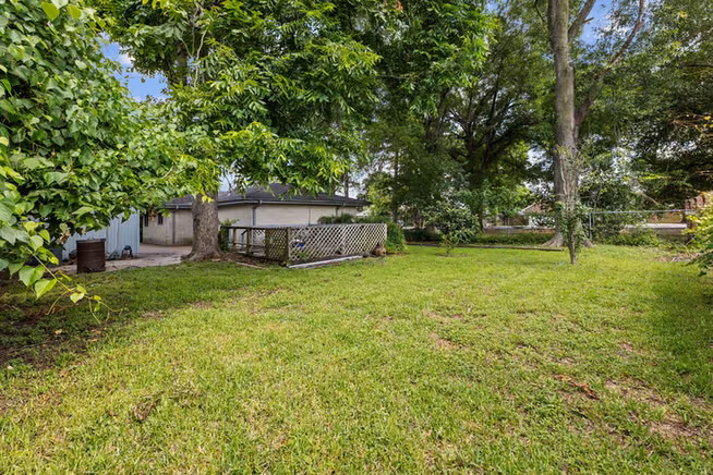 Photo 6 of 2818 Ellington Street, Houston, TX