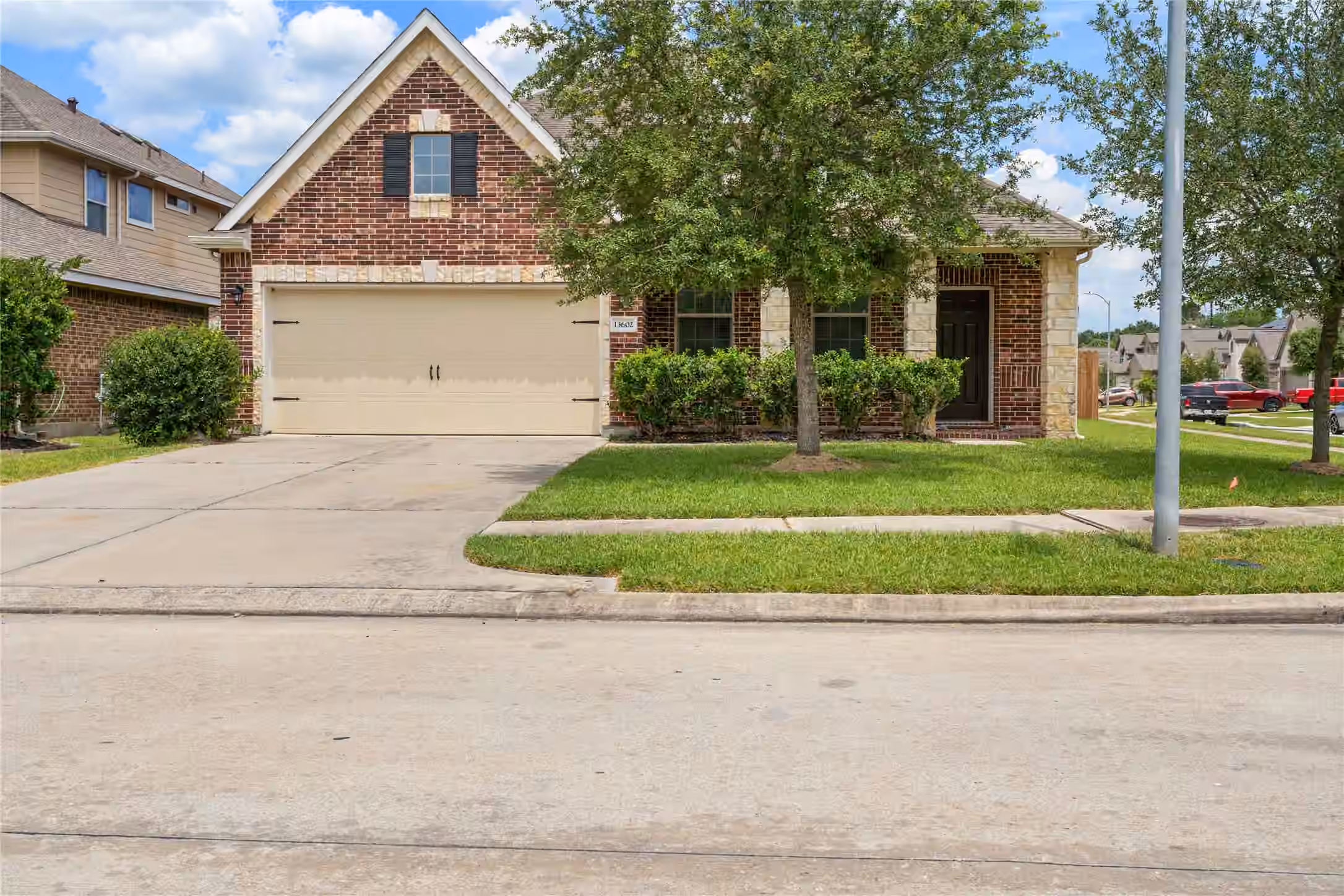 Photo 3 of 13602 Kodiak Brown Bear Street, Crosby, TX