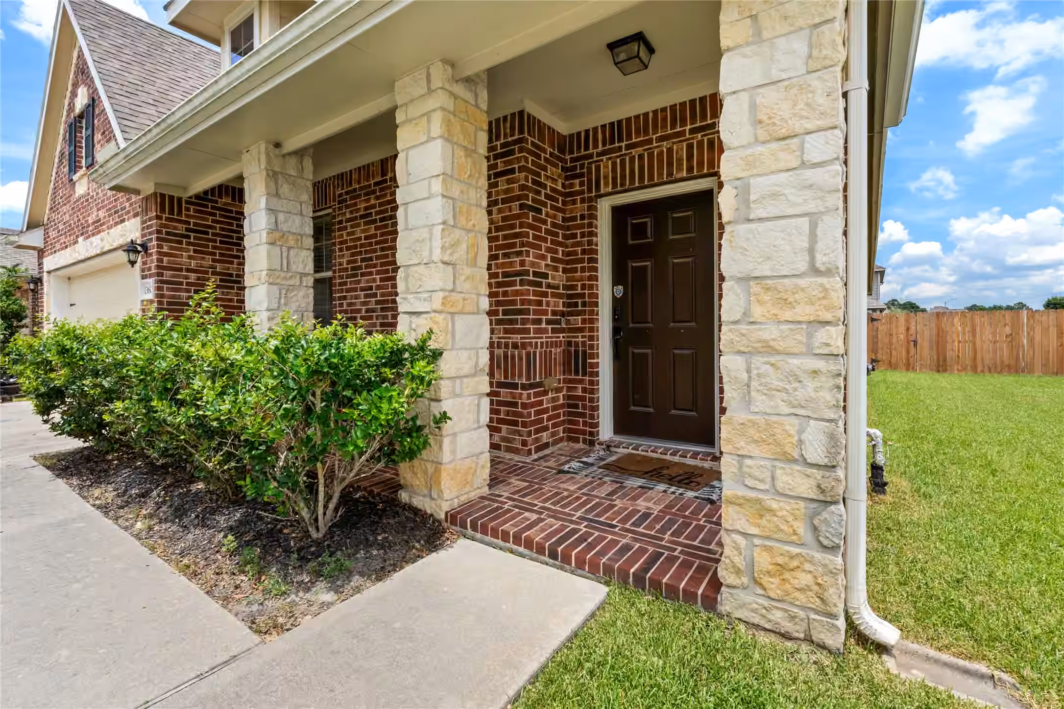 Photo 4 of 13602 Kodiak Brown Bear Street, Crosby, TX