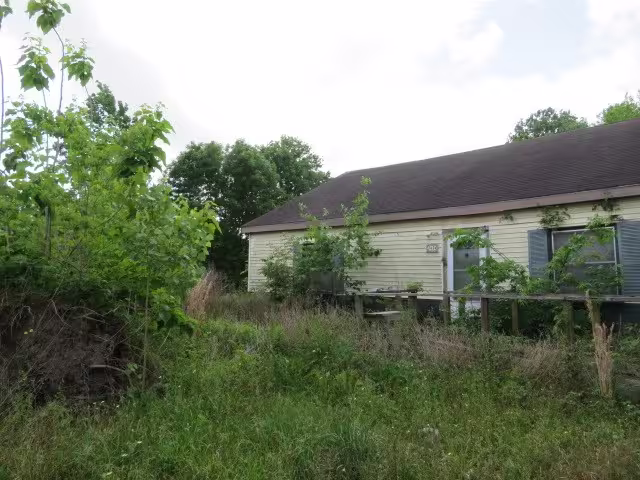 Photo 3 of 1434 Hartwick Road, Houston, TX