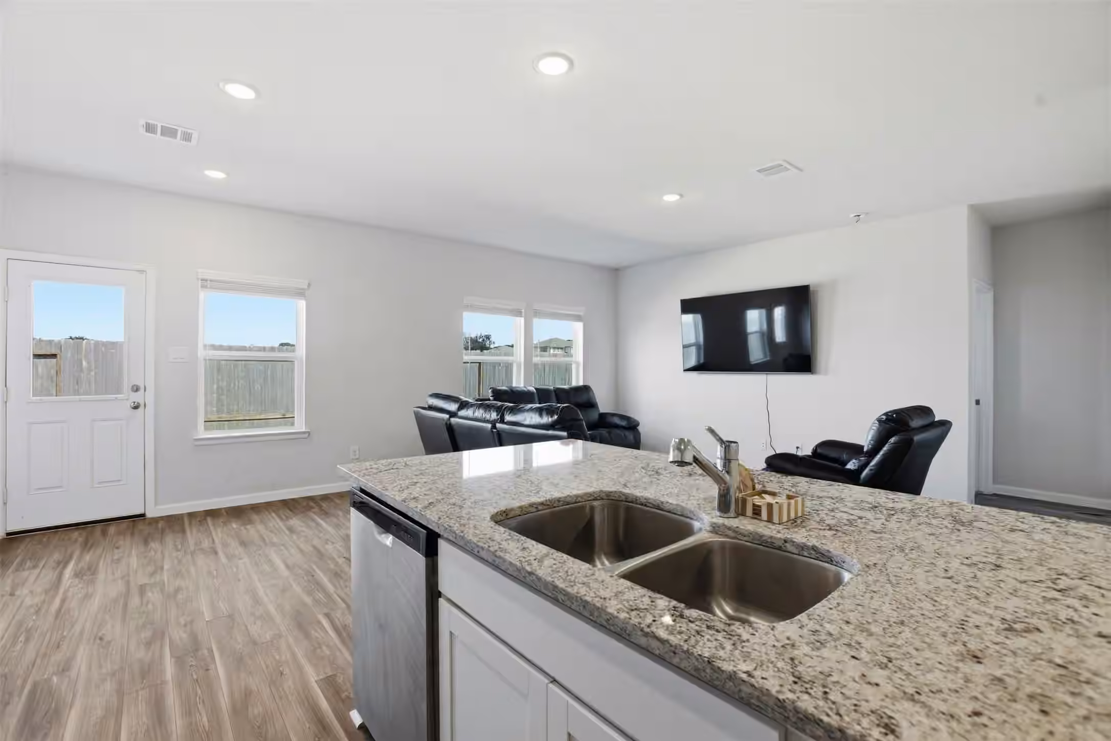 Photo 6 of 814 Brookside Drive, Dayton, TX