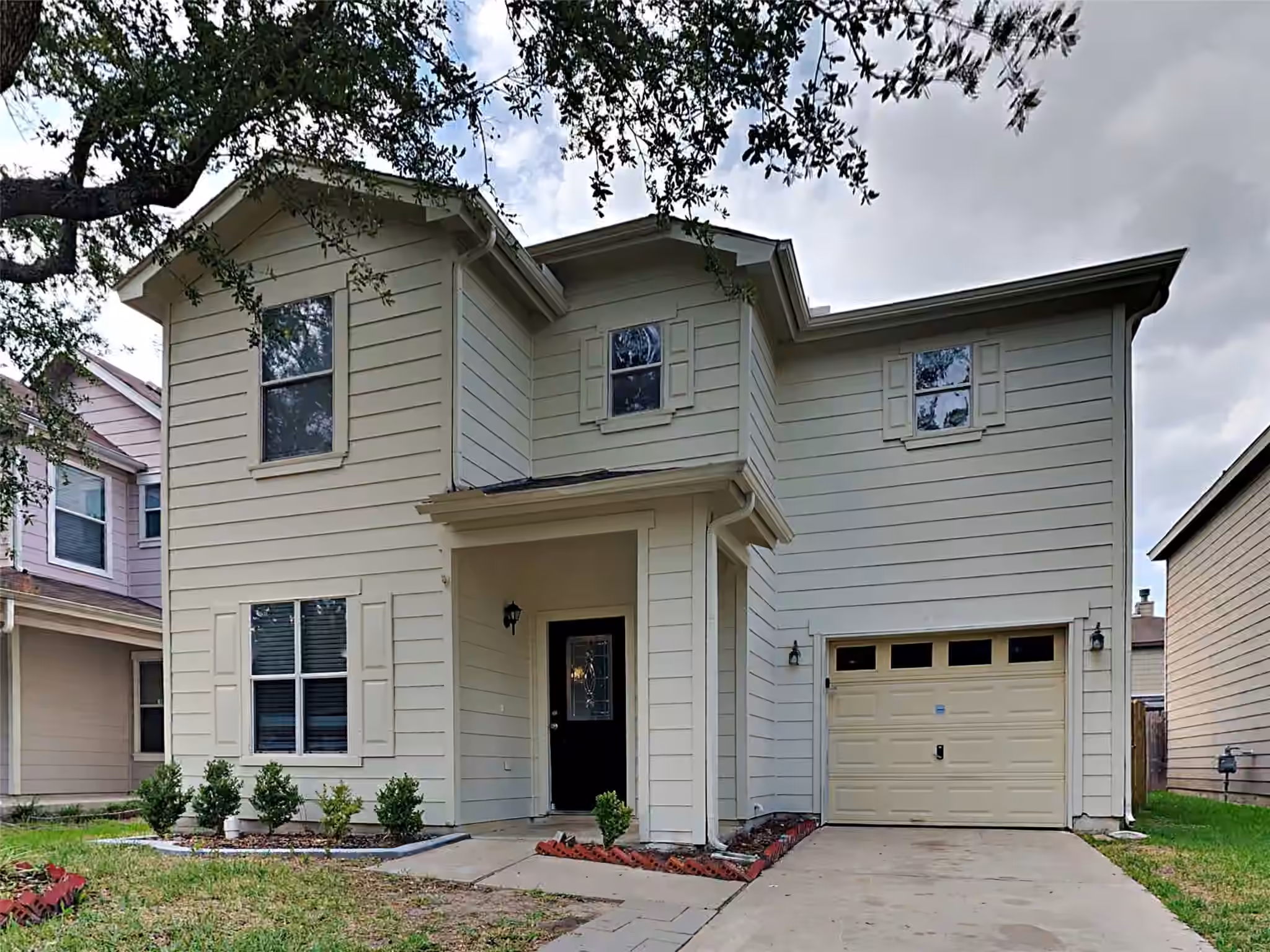Photo of 427 Remington Creek Drive, Houston, TX 77073