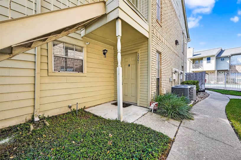 Photo 2 of 1515 Sandy Springs Road 3001, Houston, TX