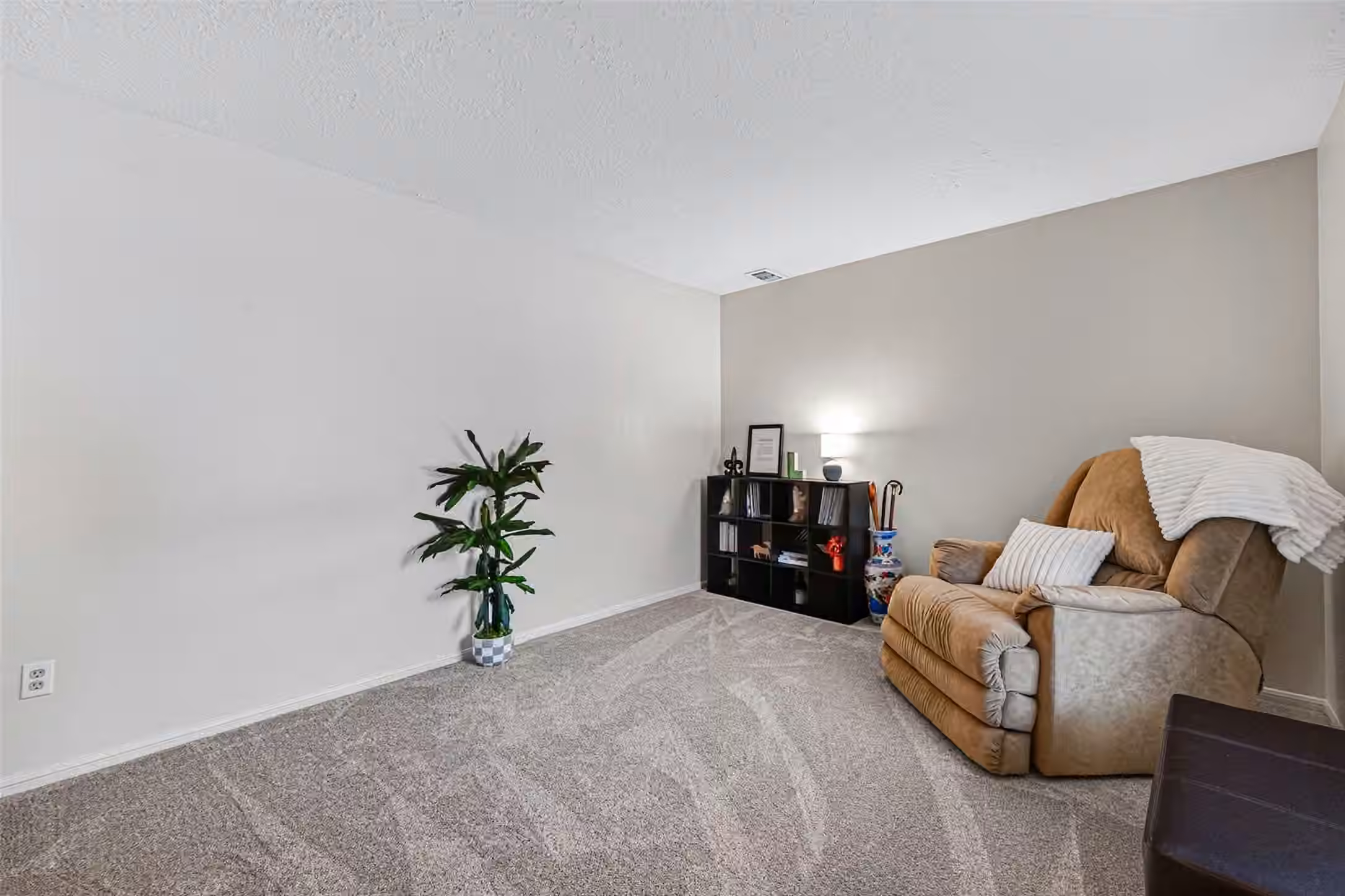 Photo 6 of 4004 Longherridge Drive, Pearland, TX