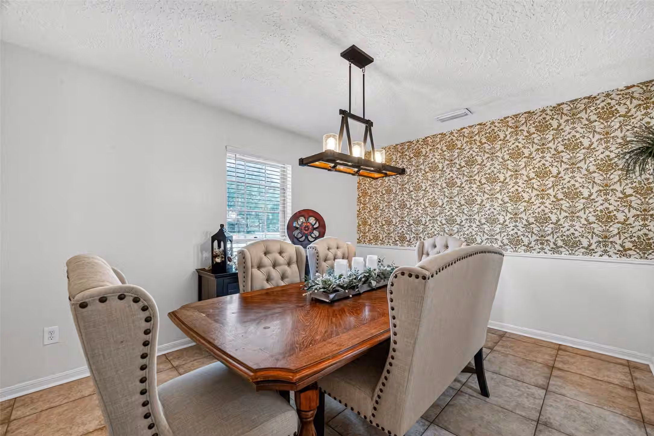 Photo 7 of 4004 Longherridge Drive, Pearland, TX