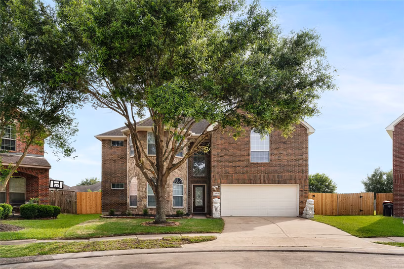 Photo 2 of 21915 Sunvolt Court, Richmond, TX