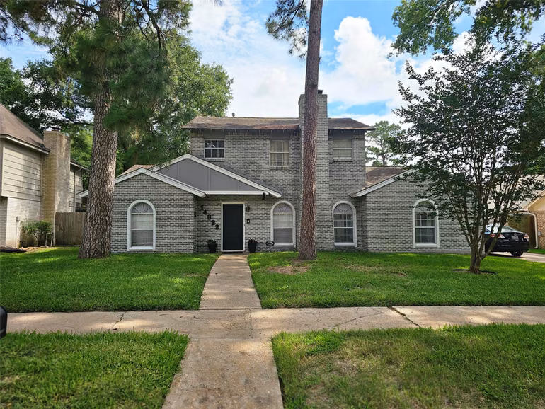 Photo of 14822 Cedar Point Drive, Houston, TX