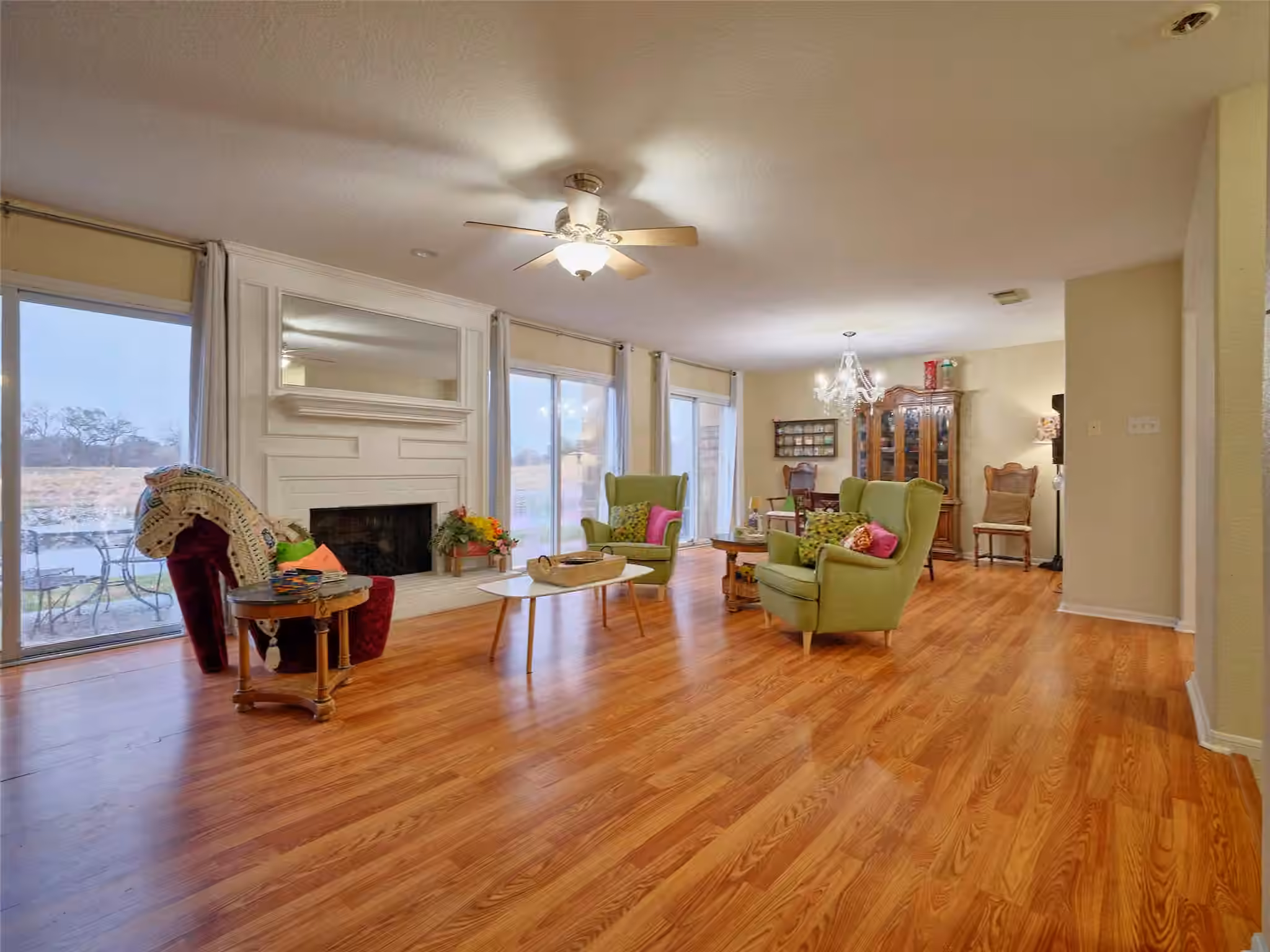 Photo of 1817 Veranda Drive, West Columbia, TX