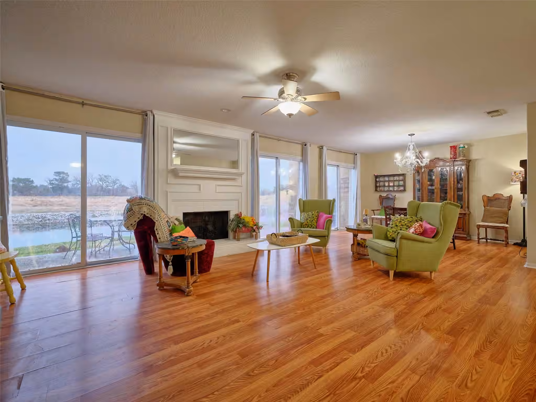 Photo 7 of 1817 Veranda Drive, West Columbia, TX