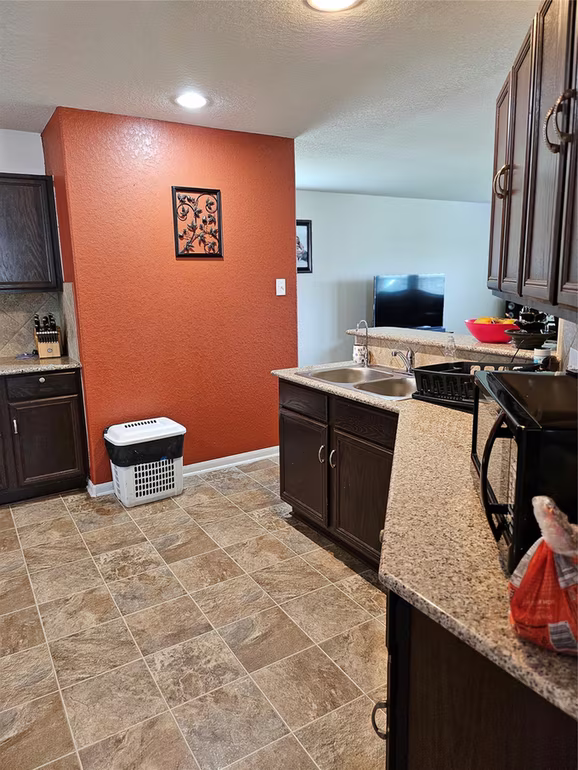 Photo 4 of 18302 Apple Bud Court, Houston, TX