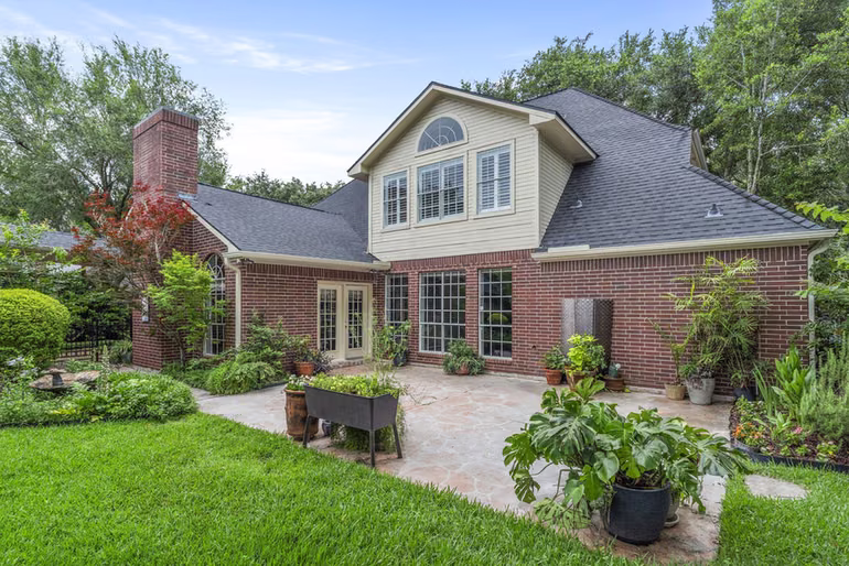 Photo 3 of 23 Saint Simons Court, Sugar Land, TX