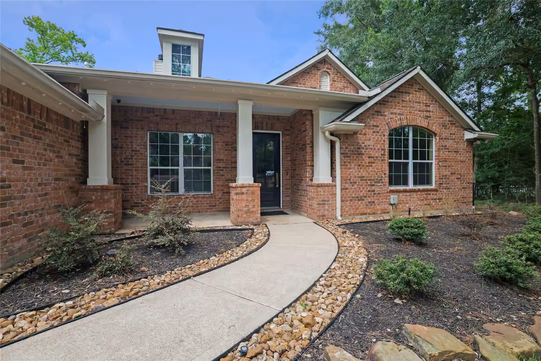 Photo 3 of 27103 Bridleway Circle, Magnolia, TX