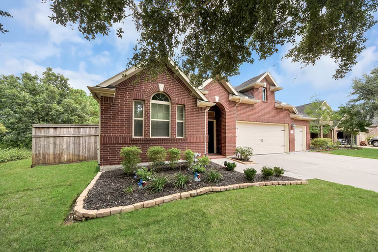 Photo 2 of 27138 Cottage Stream Lane, Fulshear, TX