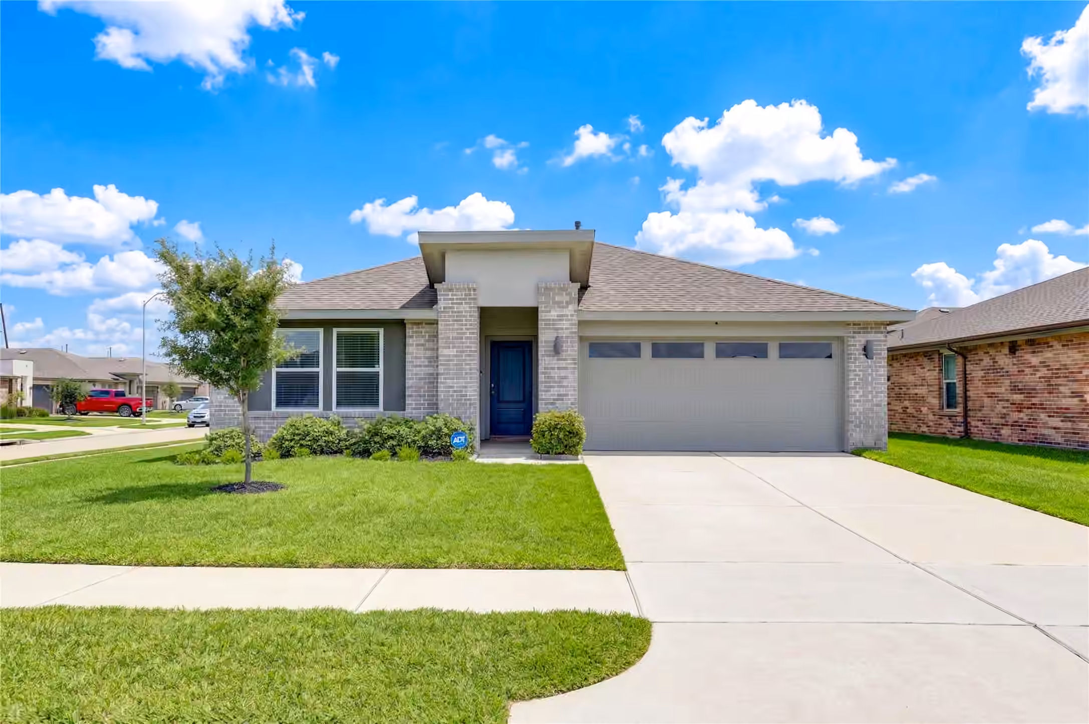 Photo of 7707 Golden Rubia Lane, Rosharon, TX 77583