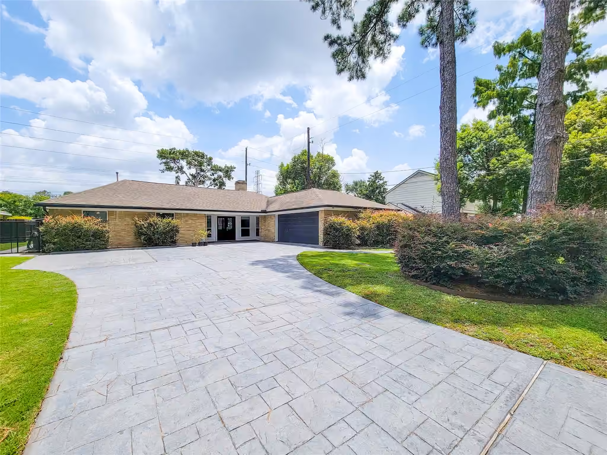 Photo of 12326 Gaylawood Drive, Houston, TX 77066