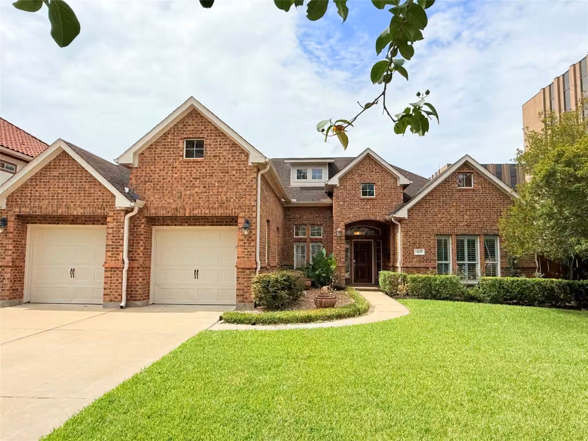 Photo of 4629 Oakdale Street, Bellaire, TX