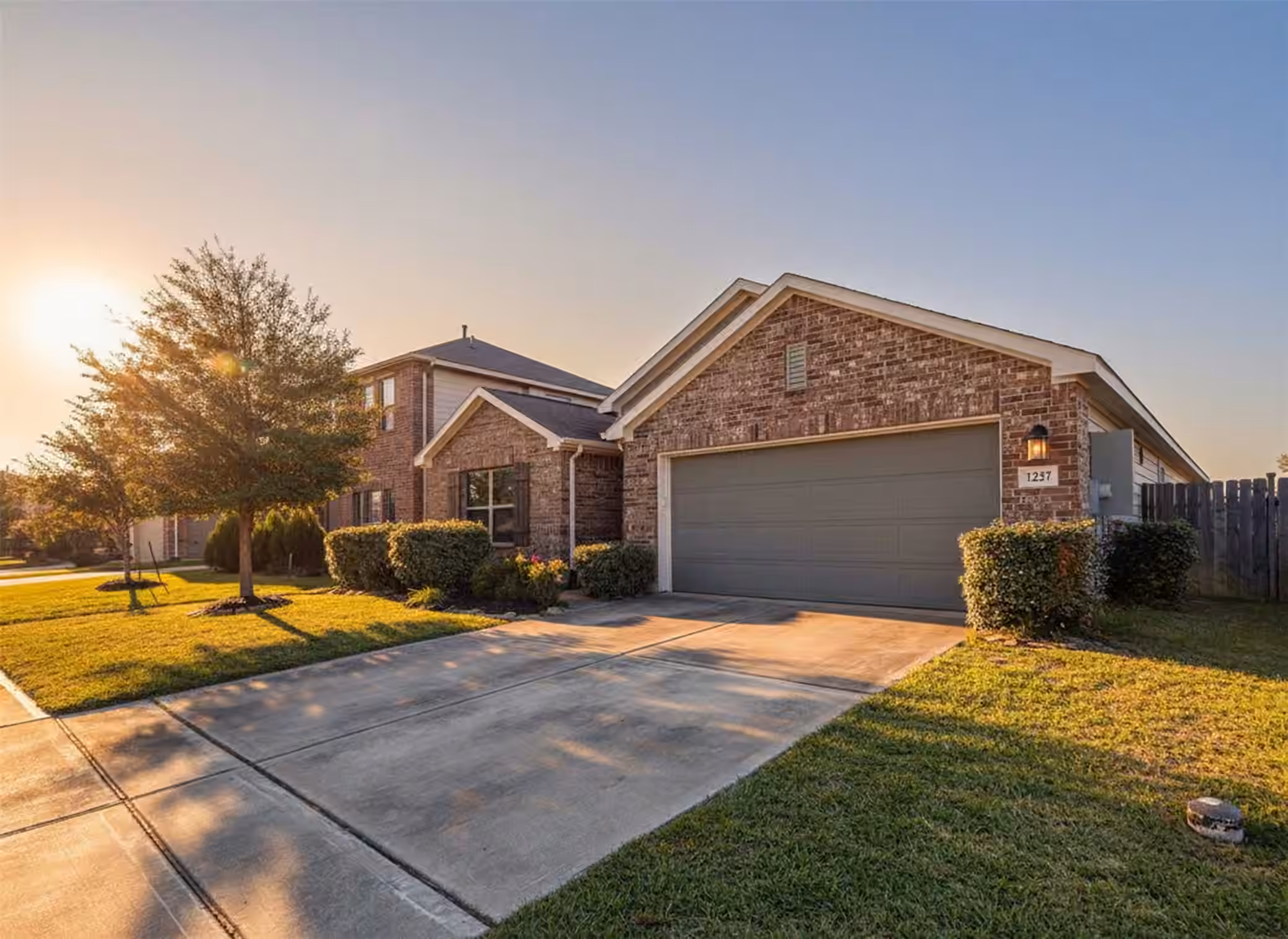Photo of 1237 Steed Bluff Drive, Alvin, TX