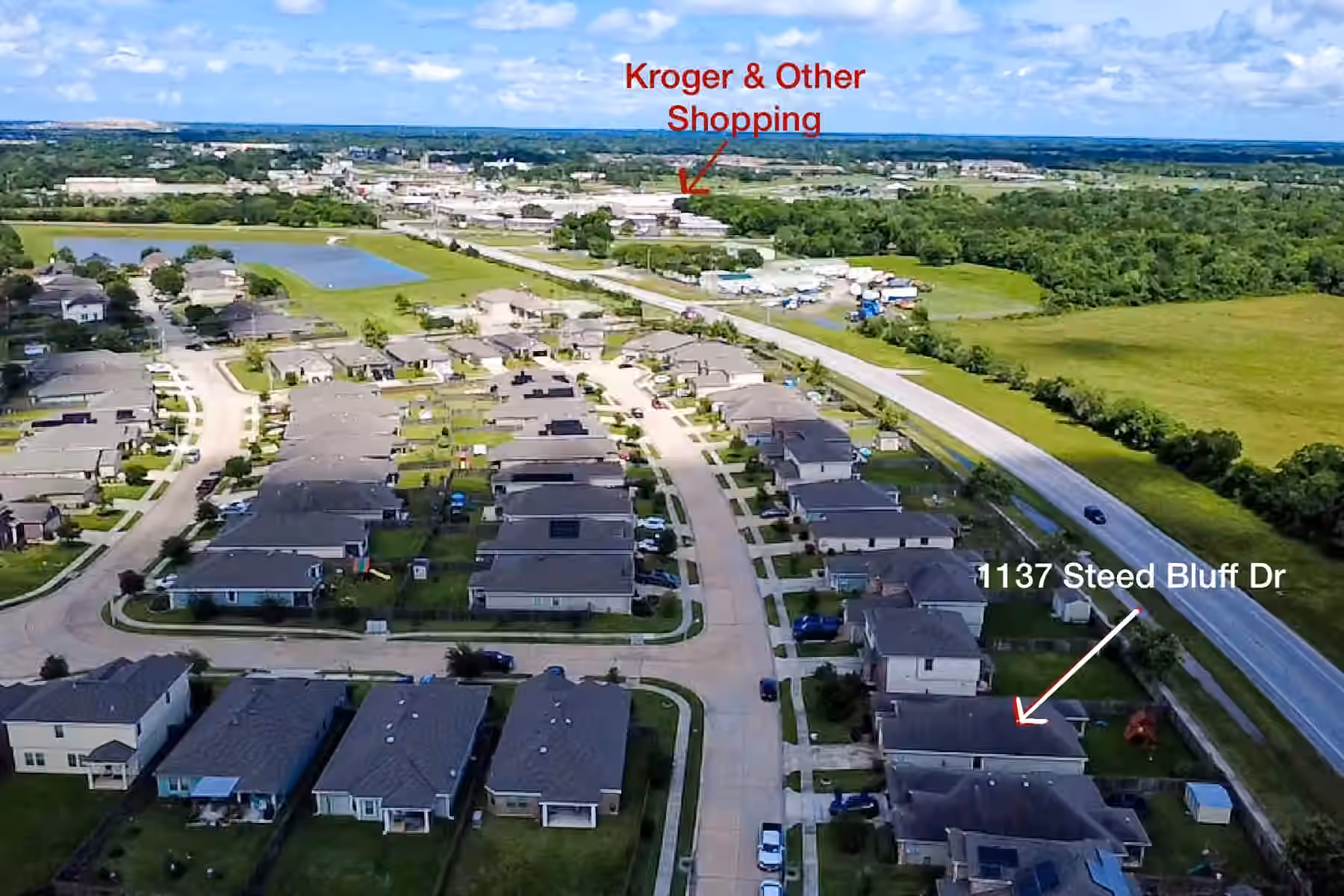 Photo 3 of 1237 Steed Bluff Drive, Alvin, TX