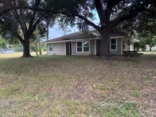 Photo 2 of 36930 Flintlock Drive, Simonton, TX