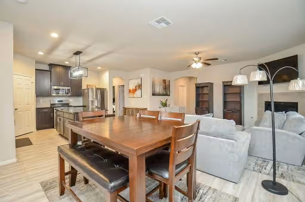 Photo 7 of 10519 Scrub Oak Drive, Rosharon, TX