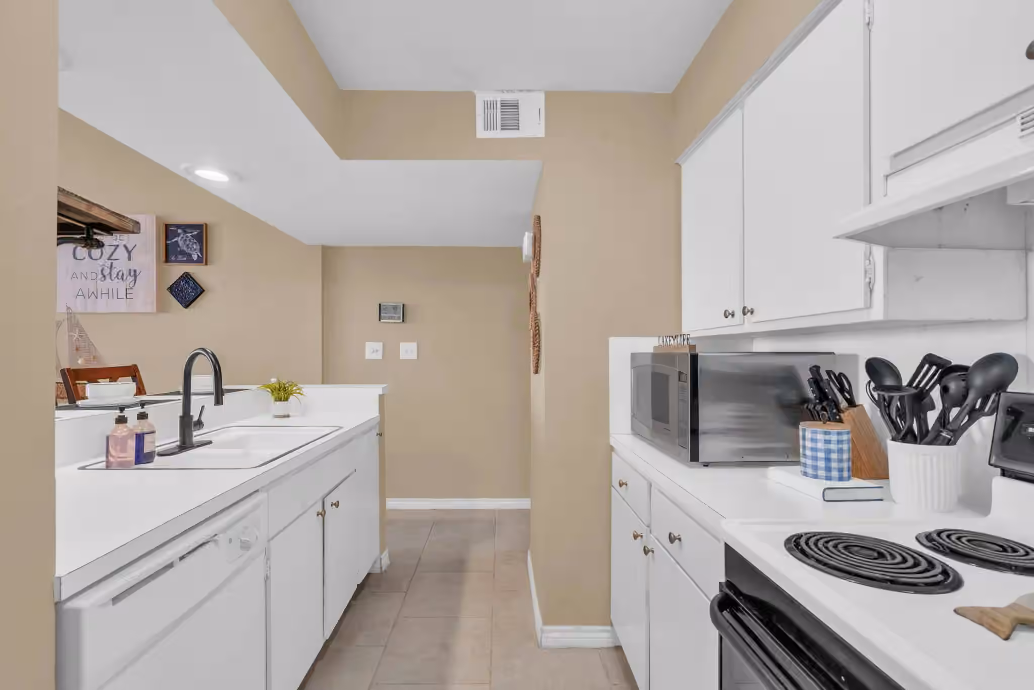 Photo 4 of 12500 Melville Drive 337D, Montgomery, TX