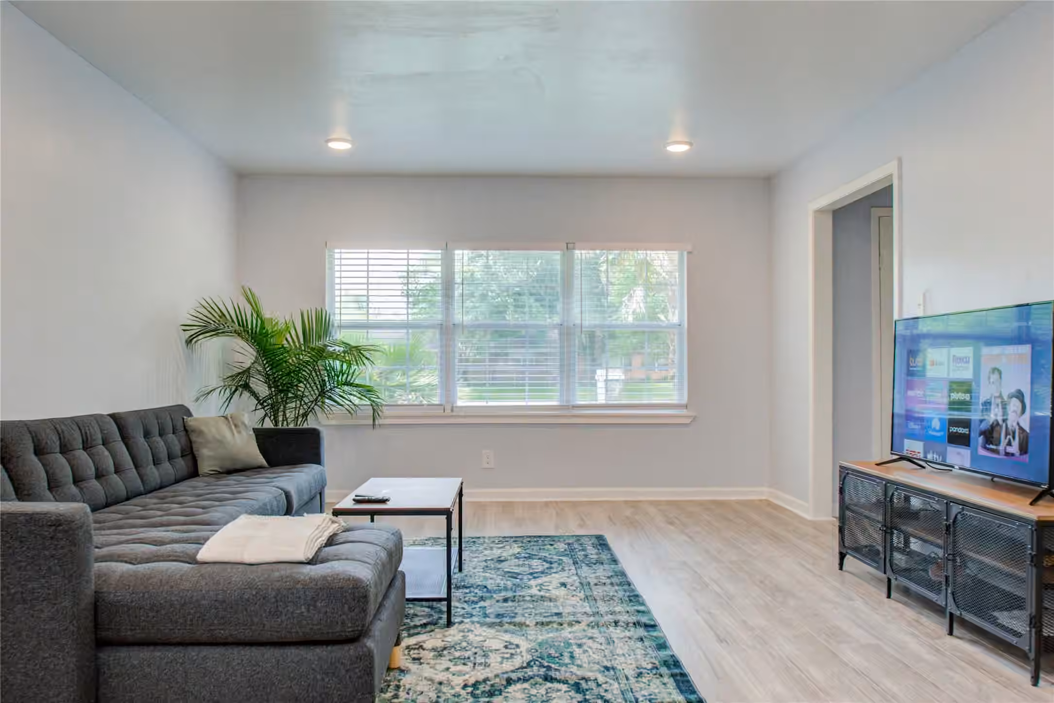 Photo 7 of 4522 Willowbend Boulevard, Houston, TX