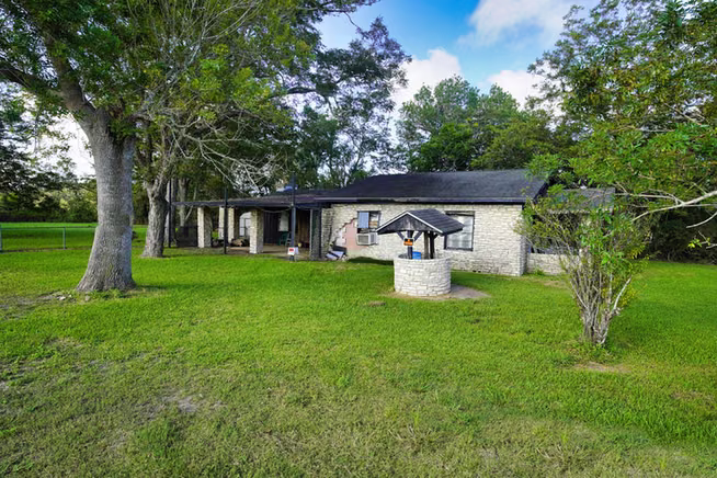 Photo 6 of 1203 County Road 677, Brazoria, TX