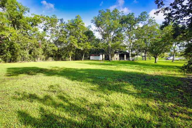 Photo 7 of 1203 County Road 677, Brazoria, TX