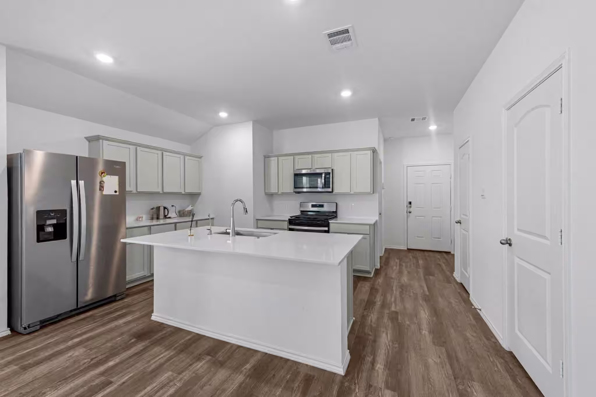 Photo 5 of 15120 Lavender Mist Court, Magnolia, TX