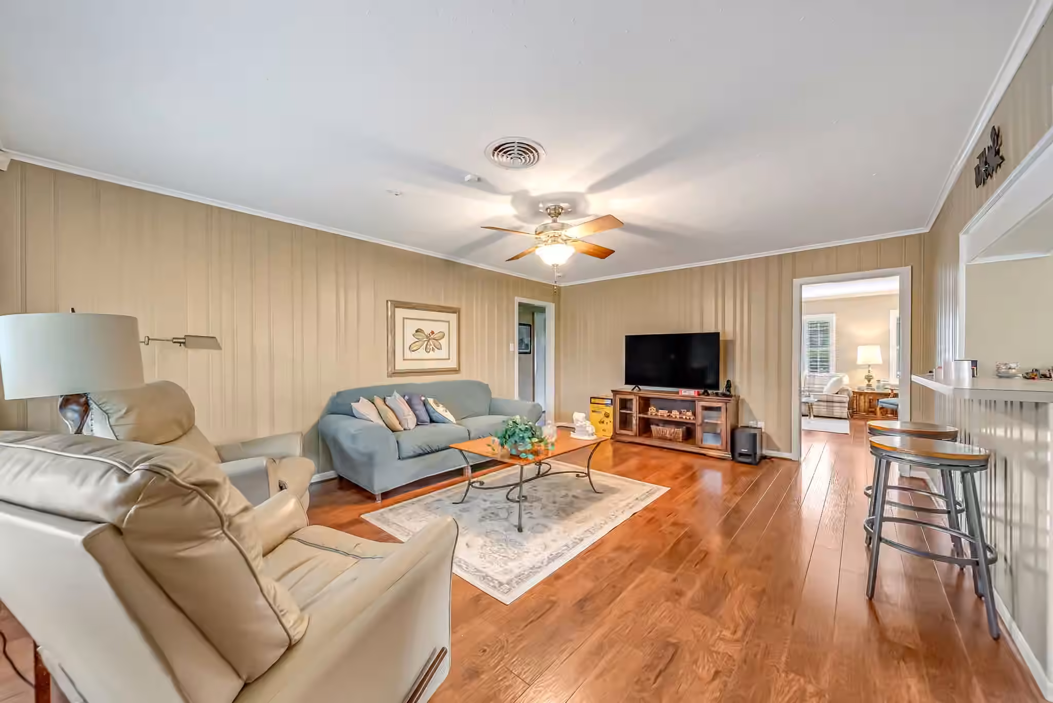 Photo 6 of 1330 Foxwood Road, Houston, TX