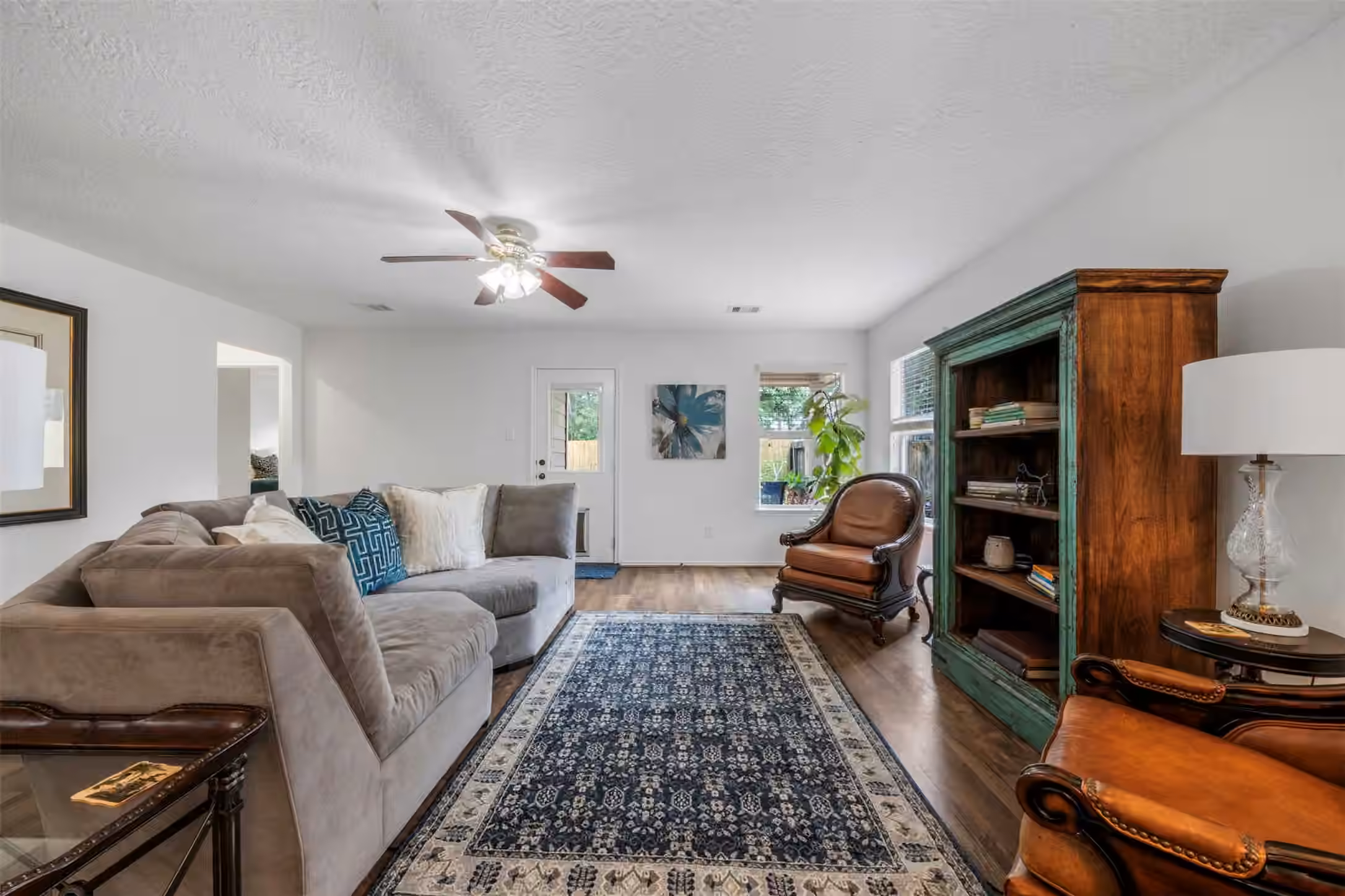 Photo 7 of 9750 Gulfstream Drive, Conroe, TX