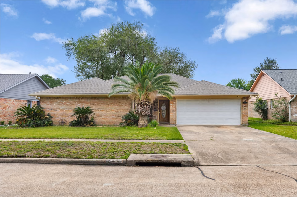 Photo of 1818 New Orleans Street, Deer Park, TX