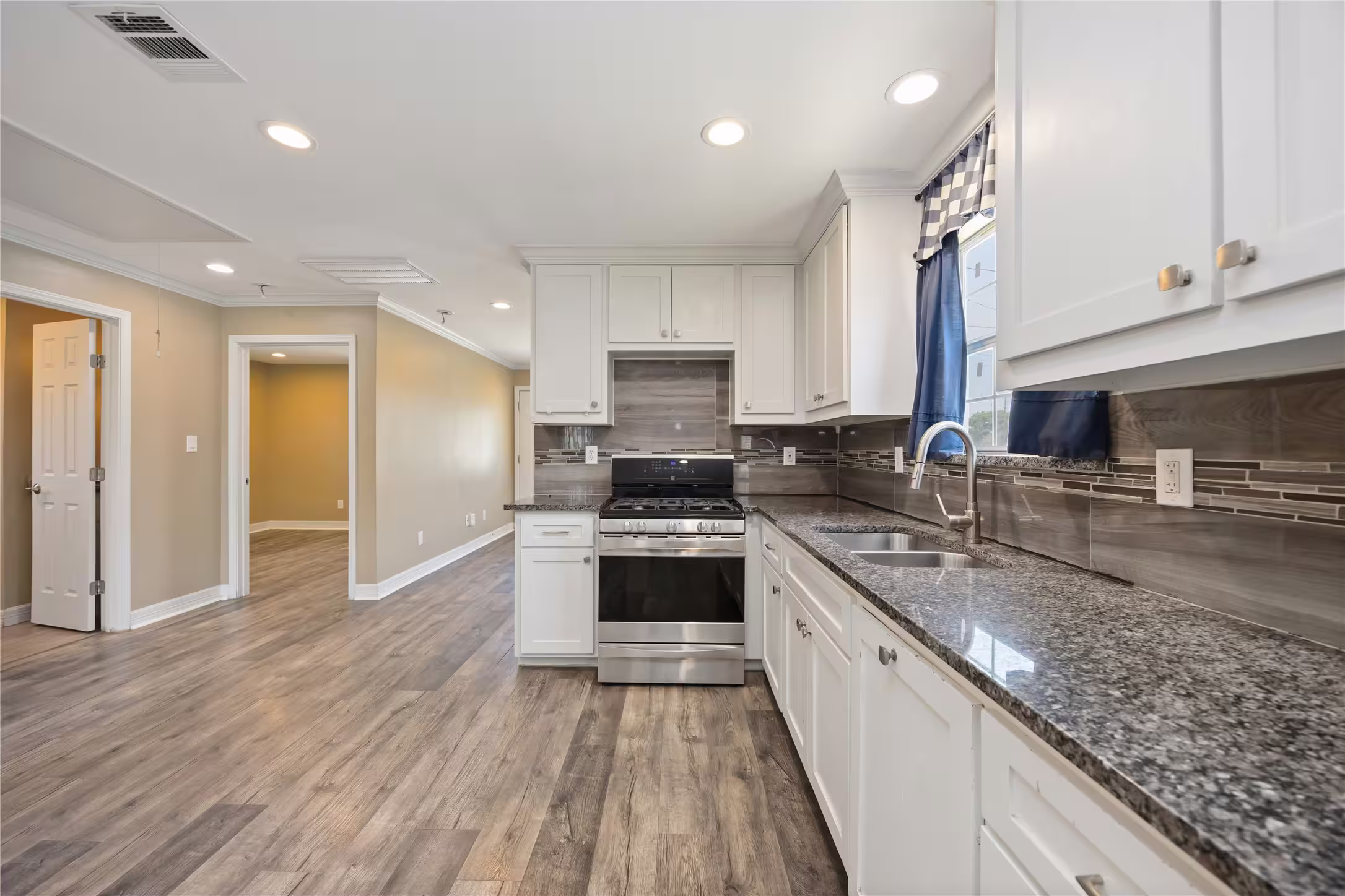 Photo 7 of 3606 Chickering Street, Houston, TX