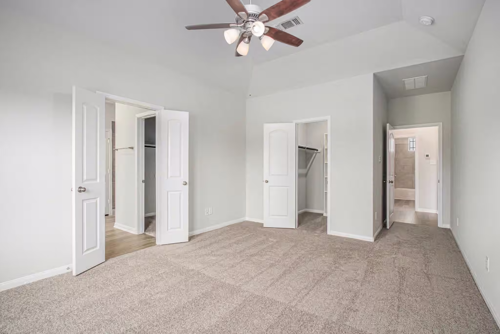 Photo 6 of 237 Edgewater Drive, West Columbia, TX