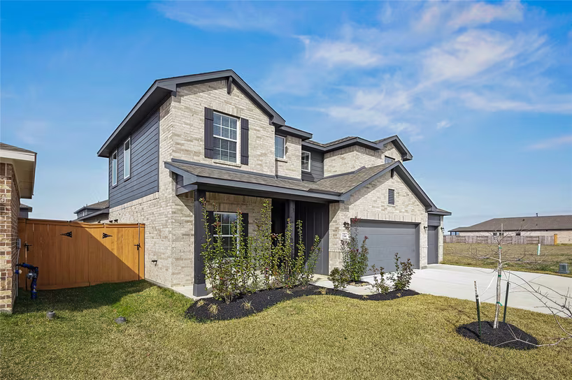Photo 4 of 734 Stagecoach Drive, Dayton, TX