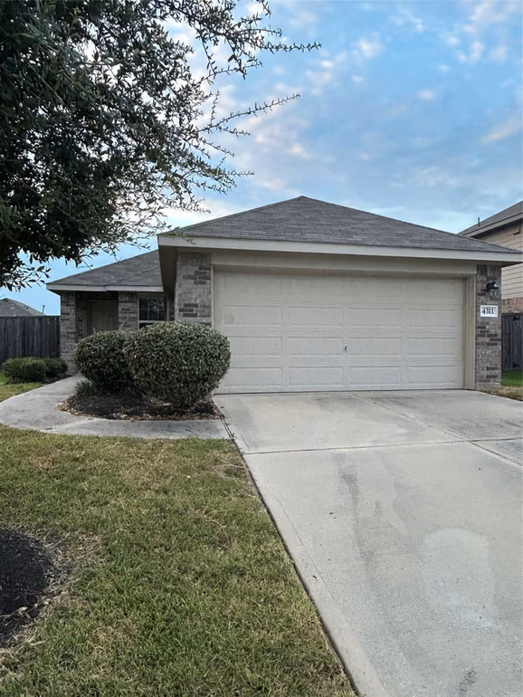 Photo of 4311 Cedar Elm Street, Baytown, TX 77521
