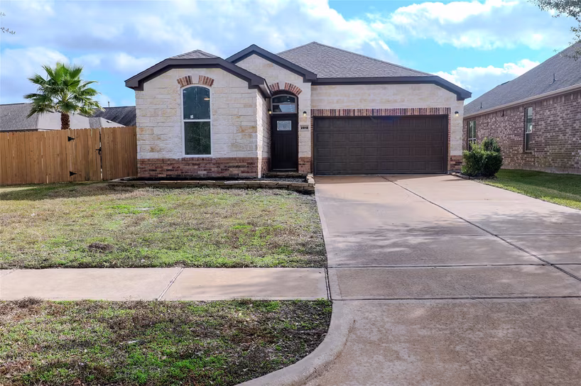 Photo of 2818 Soffiano Lane, League City, TX 77573