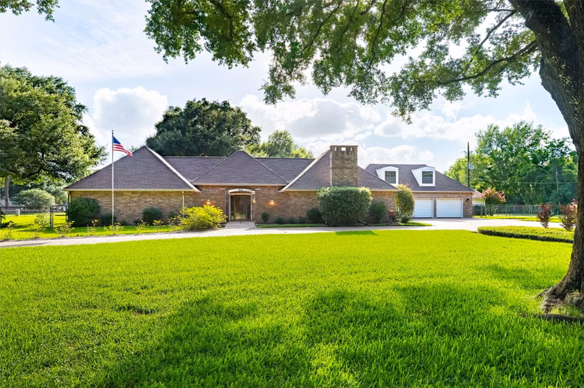 Photo 2 of 1715 Avenue D, Katy, TX