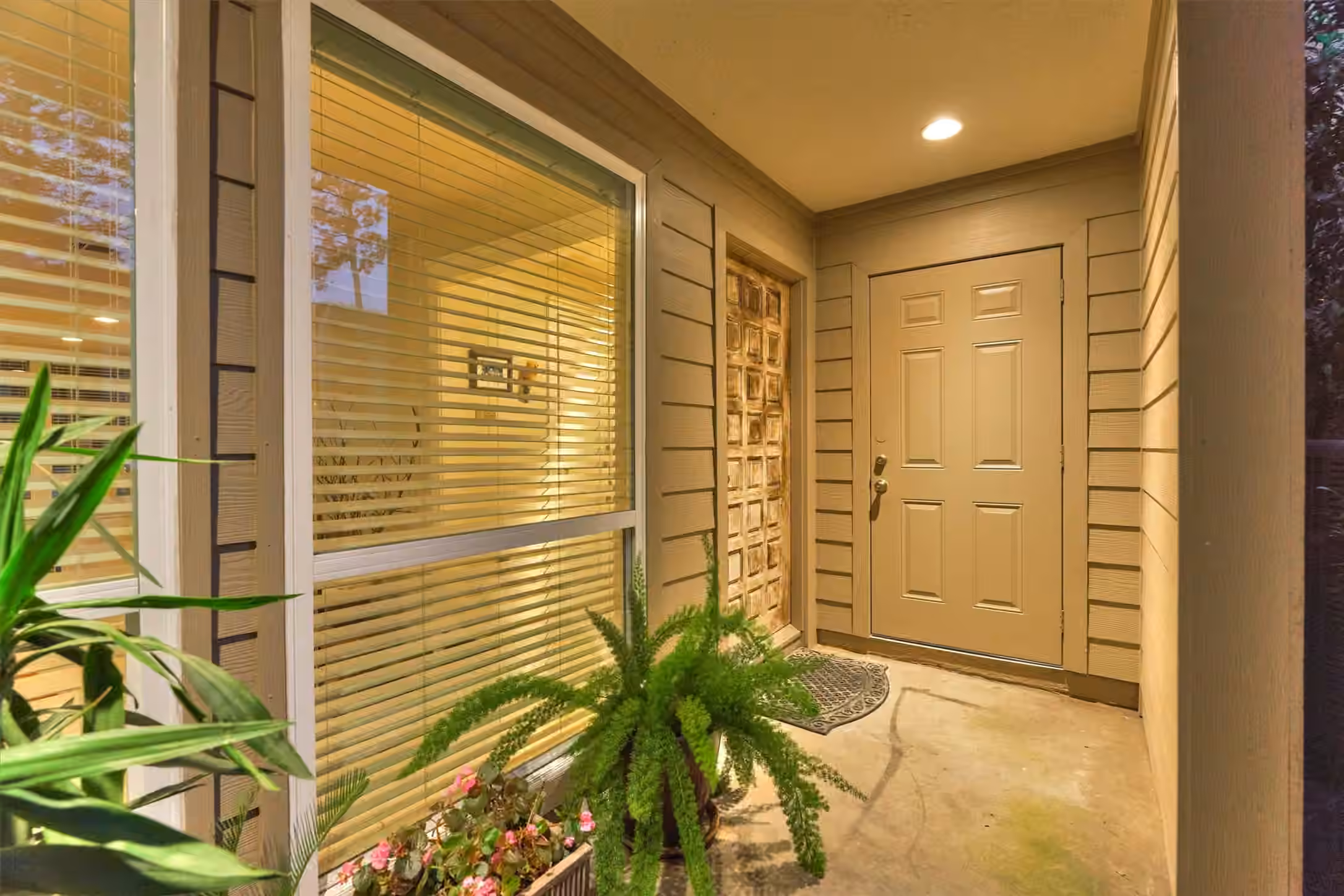 Photo 7 of 3923 Lakewood Drive, Montgomery, TX