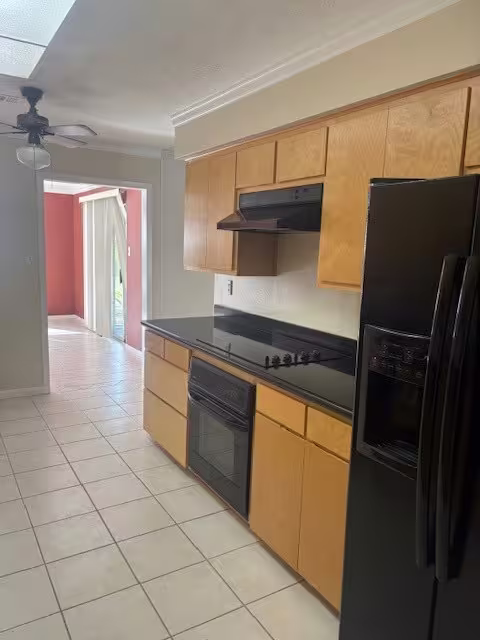 Photo 6 of 2023 Westlake Road, Houston, TX