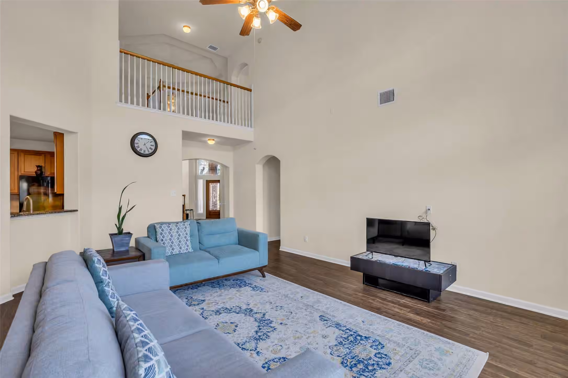 Photo 3 of 17707 Belwood Park Lane, Cypress, TX