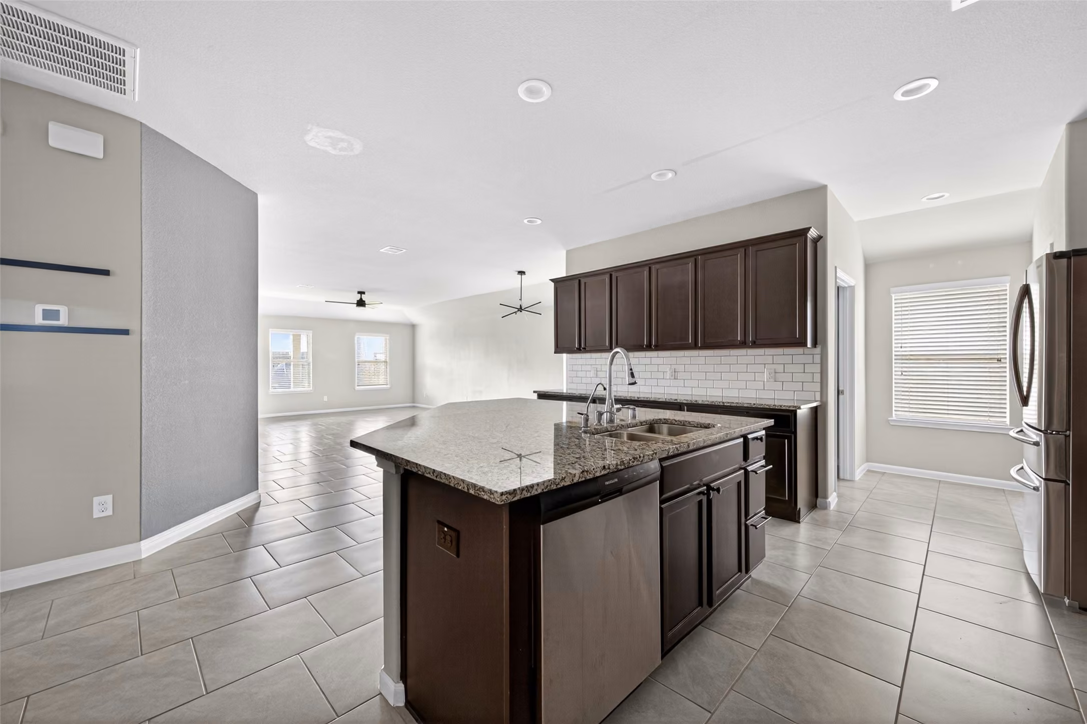Photo 7 of 29814 Cauthers Pass Lane, Katy, TX
