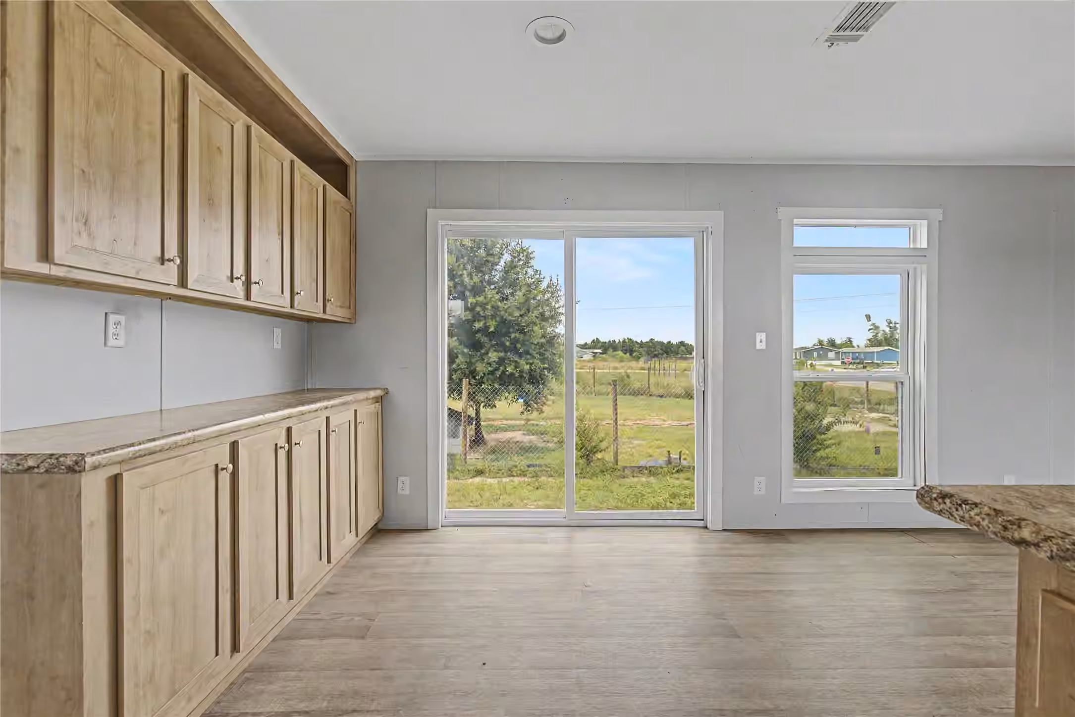Photo 6 of 656 Road 57071, Cleveland, TX