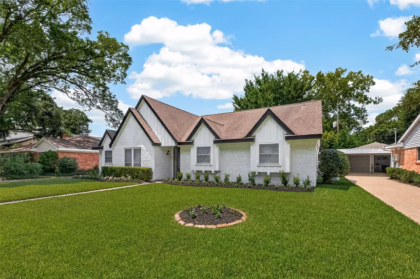 Photo 3 of 5946 Valkeith Drive, Houston, TX